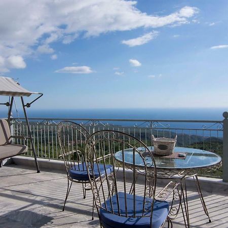 Villa The Balcony Of Mani Tseria Exterior foto