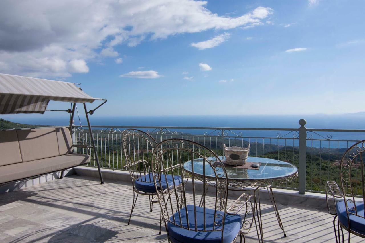 Villa The Balcony Of Mani Tseria Exterior foto